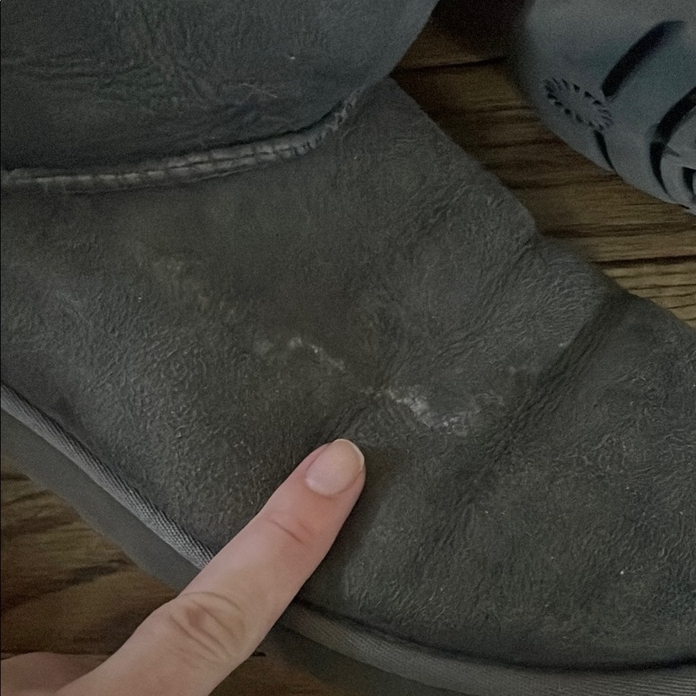 Ugg Gray Bailey Button Triplet 3 Button Tall Shea… - image 4